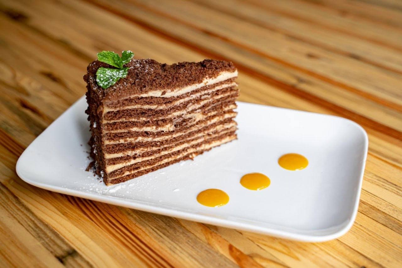 Honigtorte «Medovik»